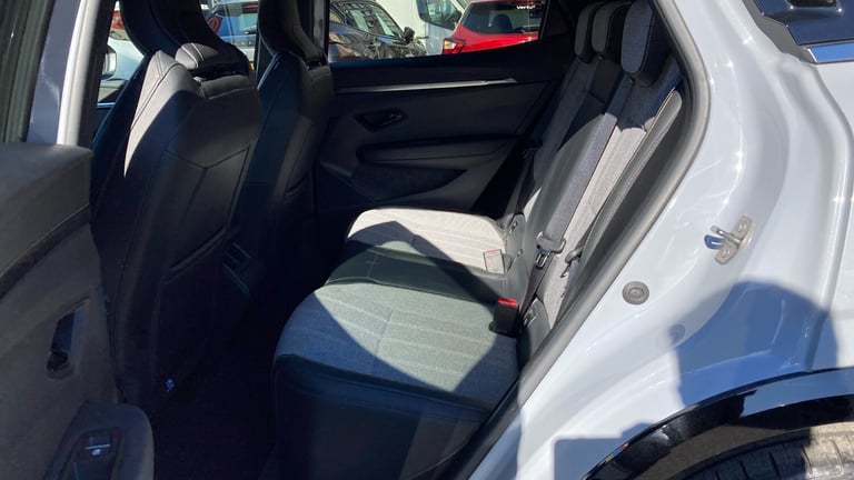 2024 Renault Megane E Tech EV60 160kW Iconic 60kWh Optimum Charge 5dr Auto Electric Hatchback Hat...