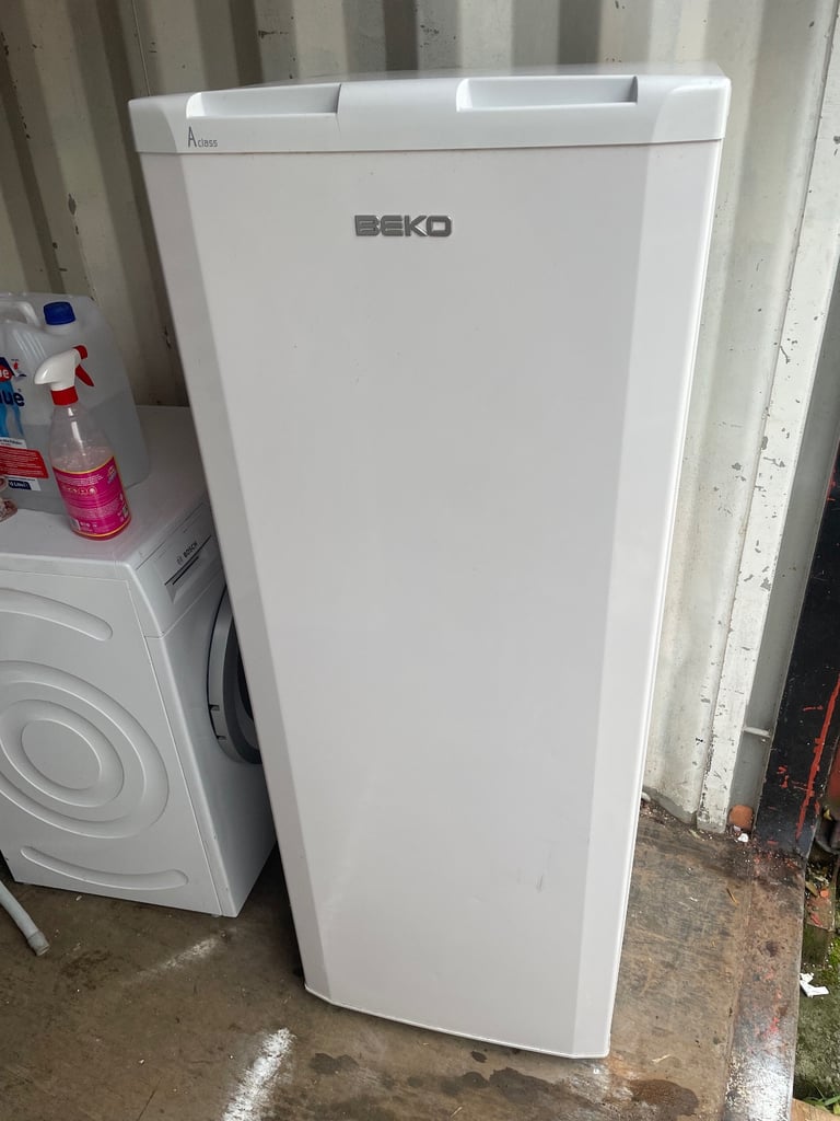 Tall freezer beko not needed anymore working great condition or delivery 