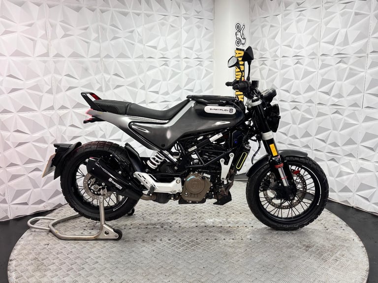 2022 Husqvarna Svartpilen 125 | *WARRANTY PROVIDED*