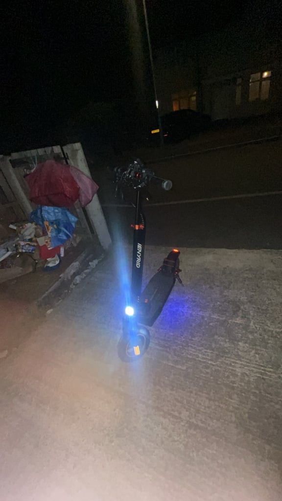 Electric scooter
