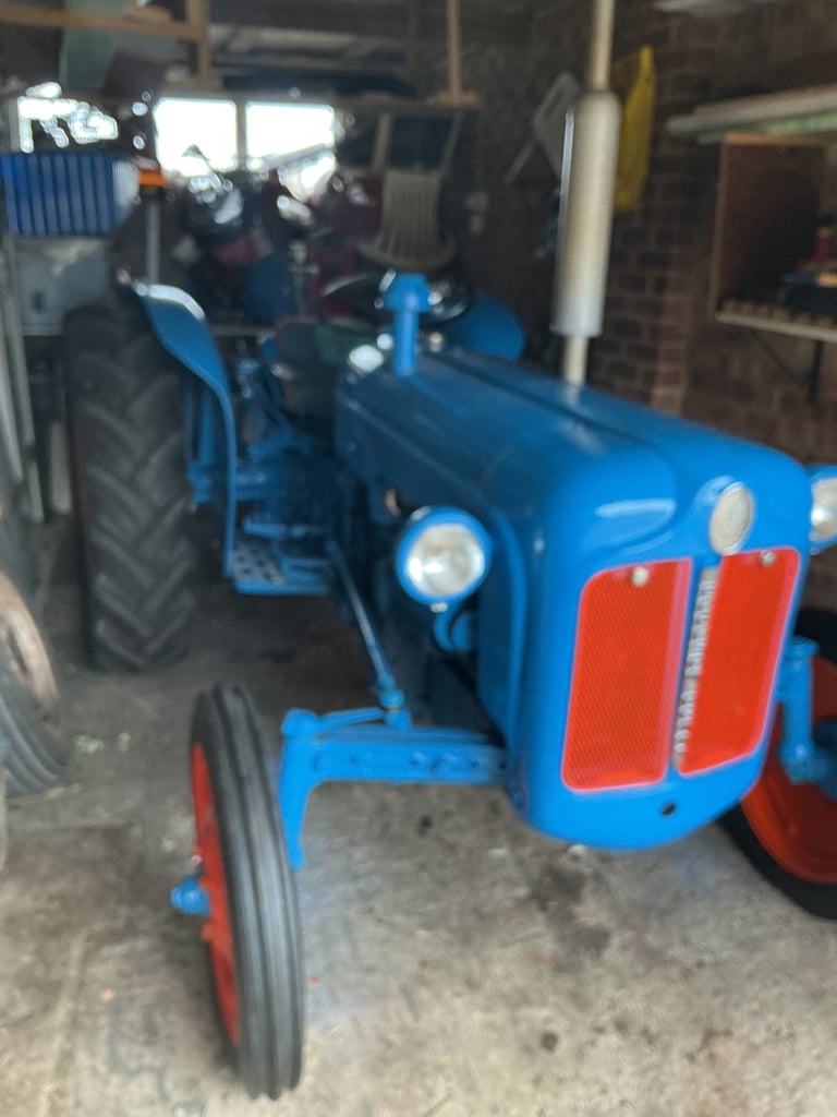 image for Fordson dexta rd reg tractor early 59model,in downton sp5area,