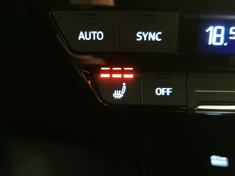 2021 Audi Q4 e-tron 40 S line SUV 5dr Electric Auto 82kWh (204 ps) - BLUETOOTH - CRUISE - SPEED S...