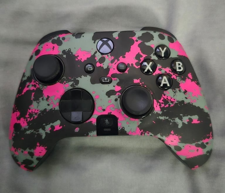 Xbox Controller /PC - Scuf Instinct Pro Wireless (or wired), plus multiple accessories
