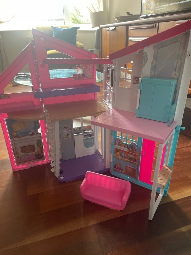 image for Barbie house 