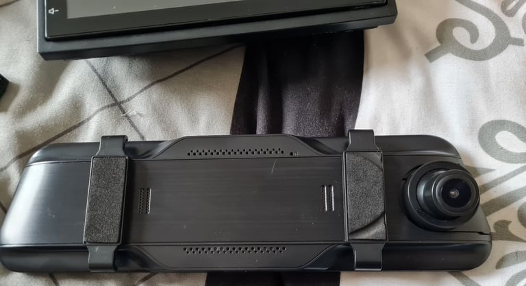 Head unit/ dash cam/additional cameras
