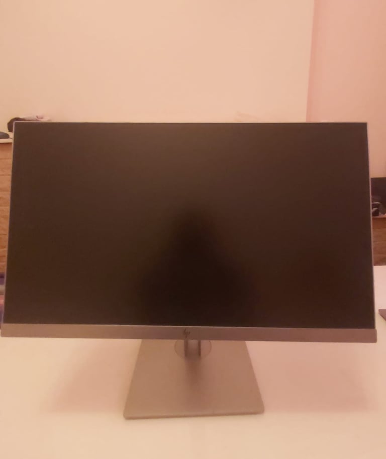 Hp Elitedisplay e233 with FREE stand and HDMI display ports available for sale.
