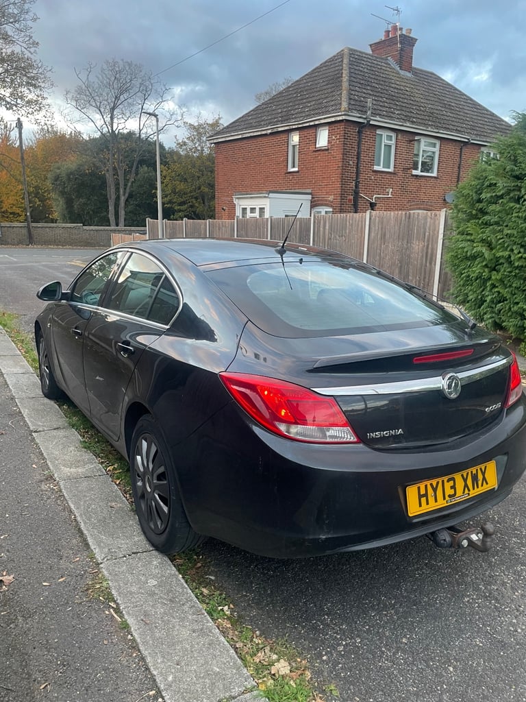 Vauxhall, INSIGNIA, Hatchback, 2013, Manual, 1956 (cc), 5 doors