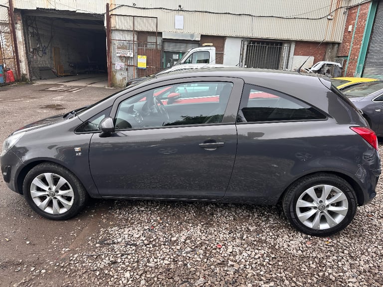 Vauxhall Corsa   2014.  Grey. Breaking 