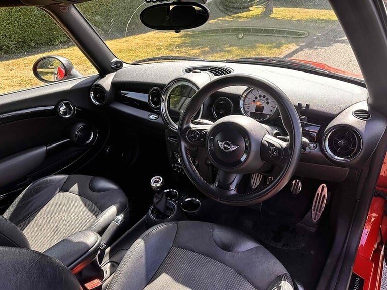 2012 MINI Hatch Cooper S Hatchback Petrol Manual