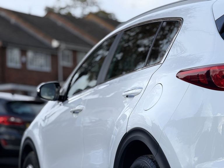 2017 Kia Sportage 1.7 CRDi ISG 2 5dr DCT Auto ESTATE DIESEL Automatic