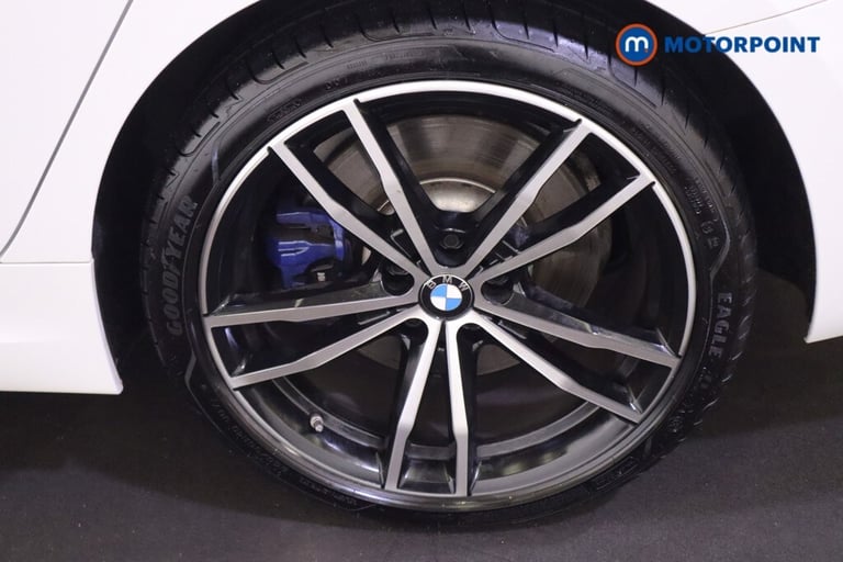 2021 BMW 3 Series 330e M Sport 4dr Step Auto SALOON PETROL/ELECTRIC Automatic