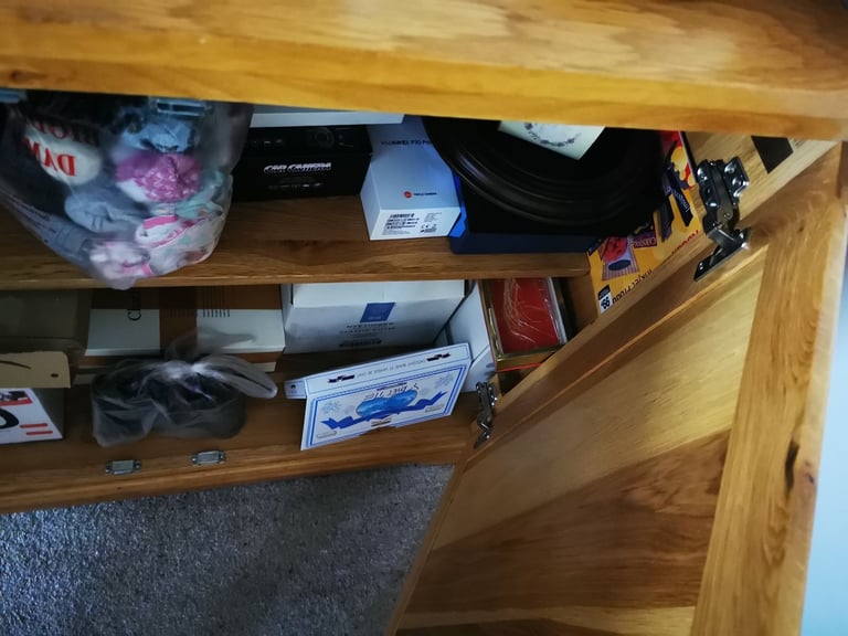 Solid oak cabinet cupboard storage unit 