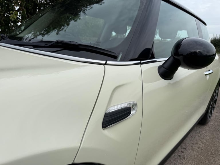 2019 MINI Hatch 1.5 Cooper Exclusive Euro 6 (s/s) 3dr HATCHBACK Petrol Manual