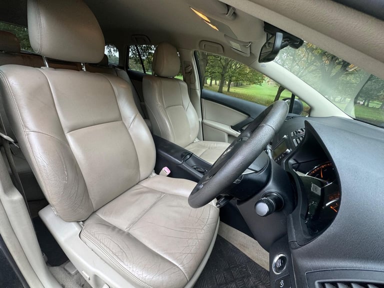2010 Toyota Avensis 2.0 D-4D T4 Tourer Euro 5 5dr ESTATE Diesel Manual
