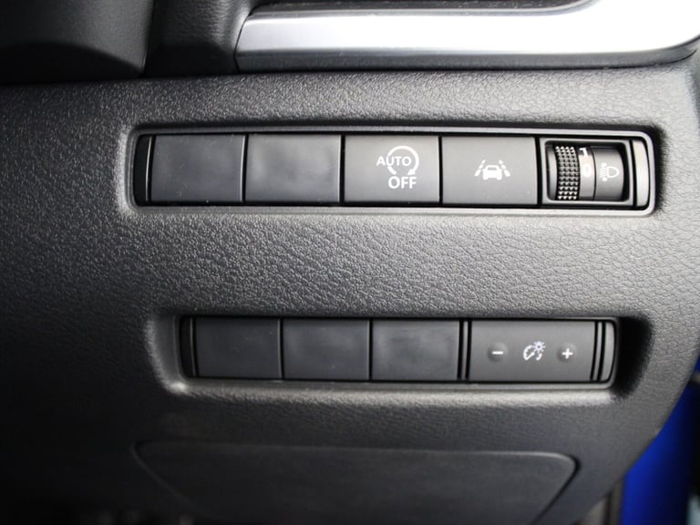 2022 Nissan Qashqai 1.3 DiG-T MH 158 Acenta Premium 5dr Xtronic Crossover/SUV PETROL Automatic