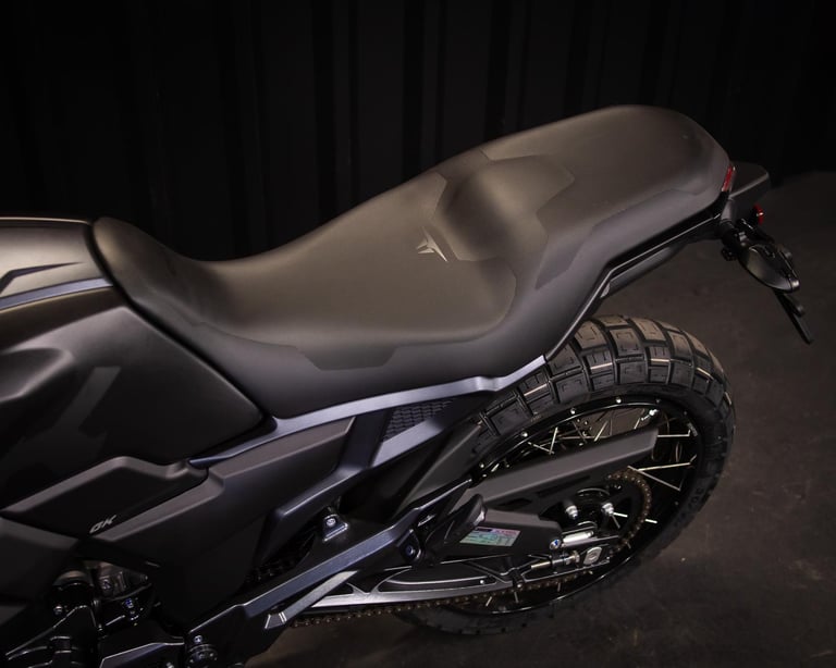2025 Zontes ZT125-GK BRAND NEW 125cc SPORTS CAFE COMMUTER FROM ROAD AND TRIALS