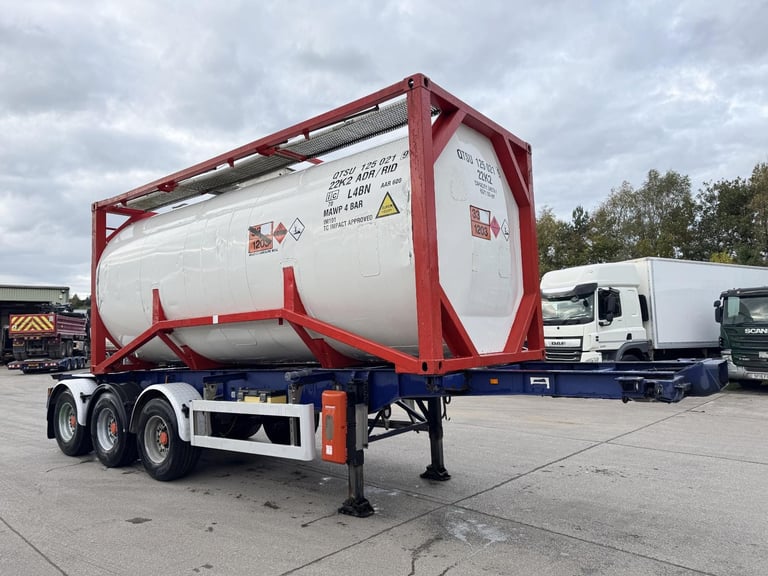2003 DENNISON 24,870 LITRE AVIATION TANK