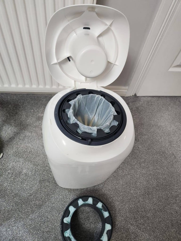 Tommi tippi nappy bin 