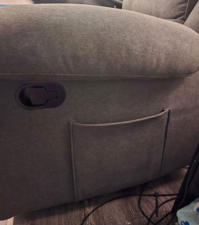 3 seater recliner 