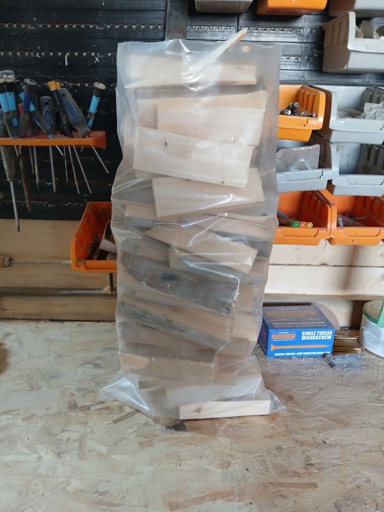 image for Big or small bags kindling