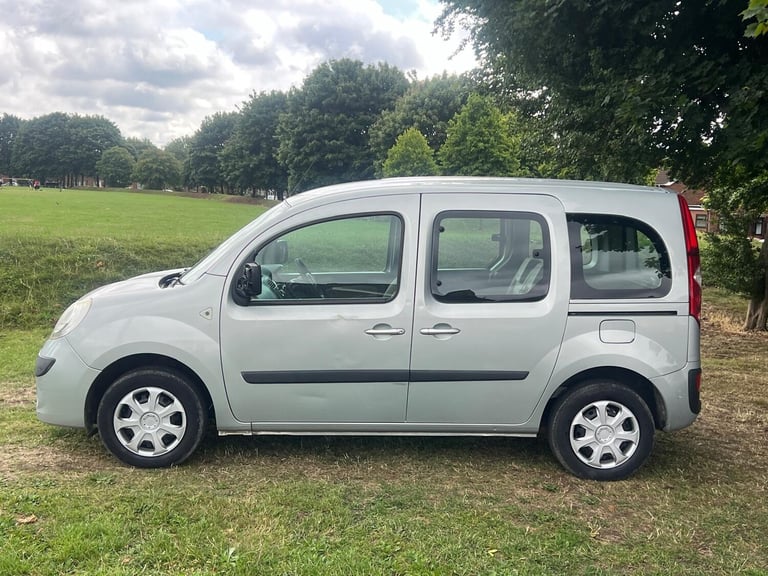 2012 Renault Kangoo 1.6 Expression 5dr Auto [AC] MPV Petrol Automatic