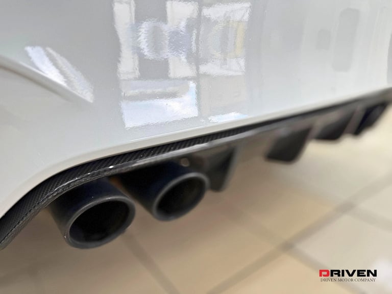 HUGE SPEC! BMW M3 3.0 BiTurbo DCT 4DR SALOON + CARBON + RED LTHR + FREE&nbsp;DELIVERY