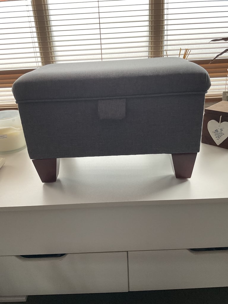 image for Grey Linen Upholstered Storage Ottoman Footstool Great Condition 😊
