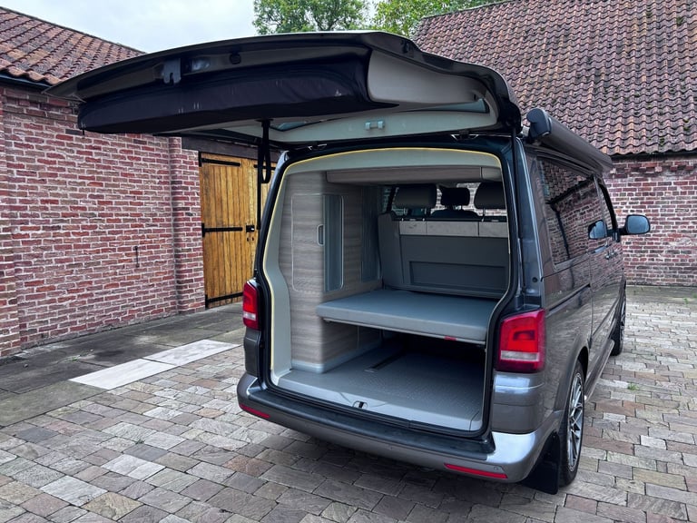  2013 VW California Ocean SE Transporter Camper Van 2.0Ltr TDi 180BHP Automatic 