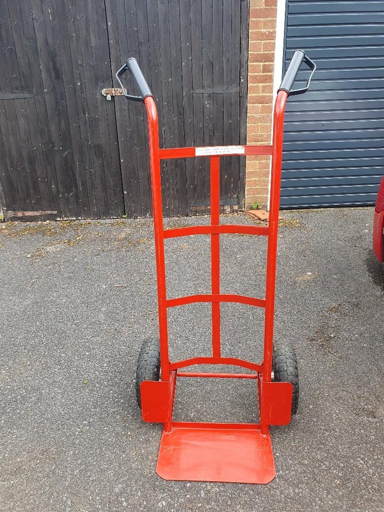 image for Steel weight lifting pushcart/ Truck - Rubber Wheels - 250kg Capacity NEW.