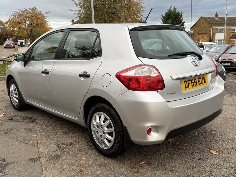 2010 Toyota Auris VVT-i T2 Hatchback Petrol Manual
