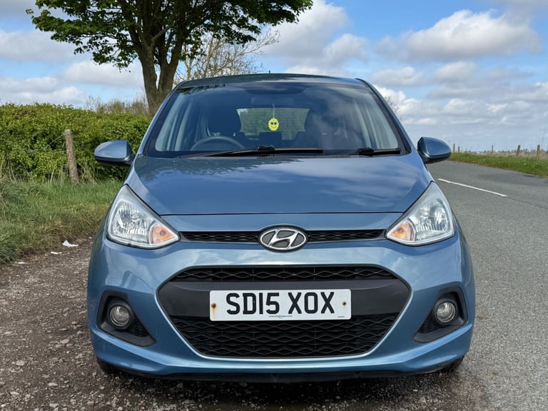 LOW MILEAGE + 2 KEYS