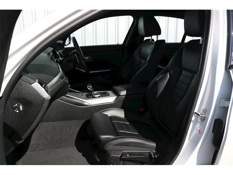 2019 BMW 3 Series 330e M Sport Saloon HYBRID Automatic