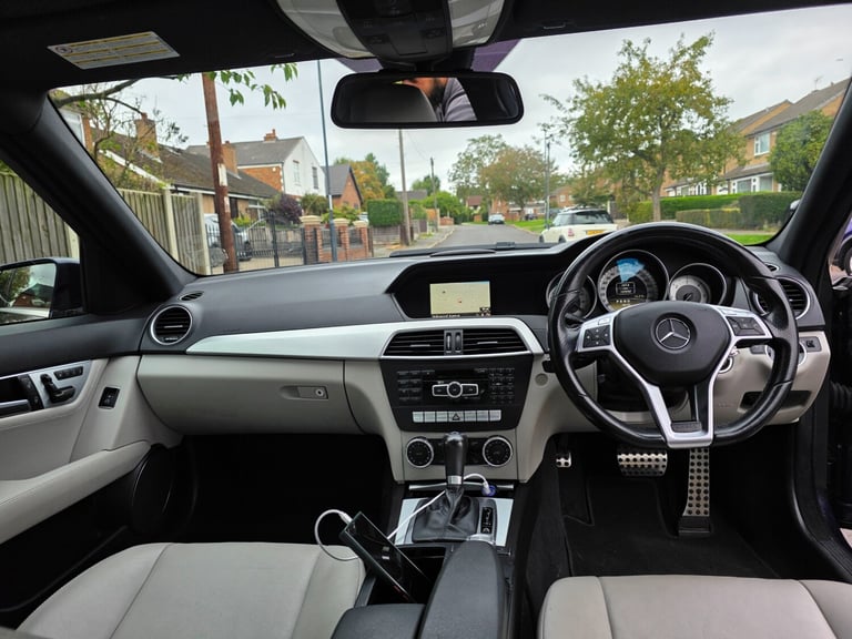 2012 Mercedes-Benz C-Class C220 CDI BlueEFFICIENCY Sport 4dr Auto SALOON Diesel Automatic