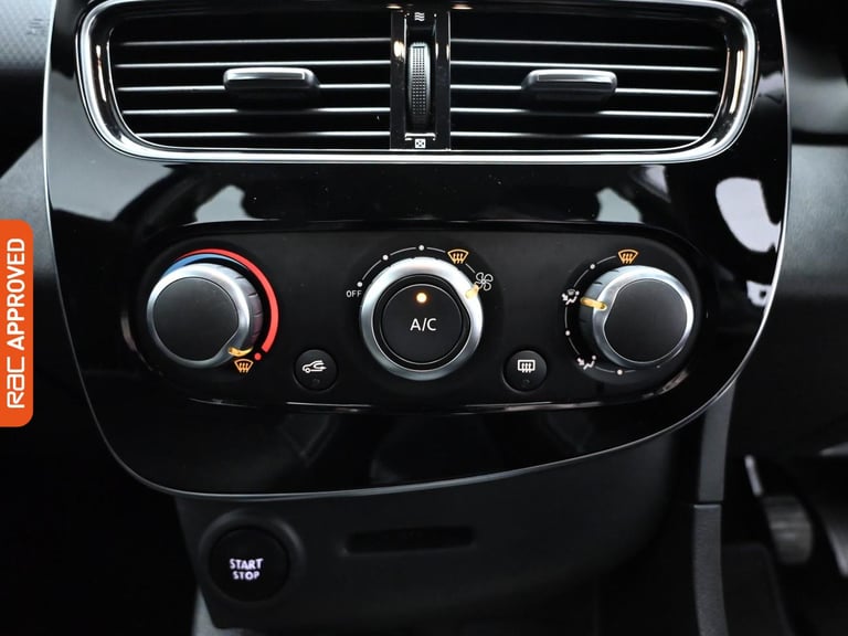 2018 Renault Clio 0.9 TCe Play Hatchback 5dr Petrol Manual Euro 6 (s/s) (90 ps) Hatchback PETROL ...