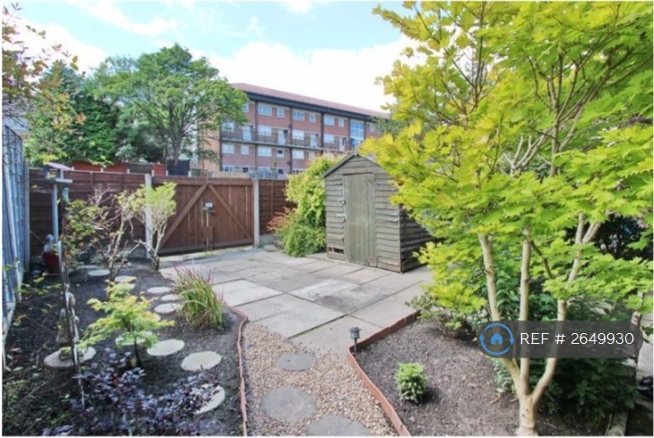 3 bedroom house in Wyre Close, Whitefield, Manchester, M45 (3 bed) (#2649930)
