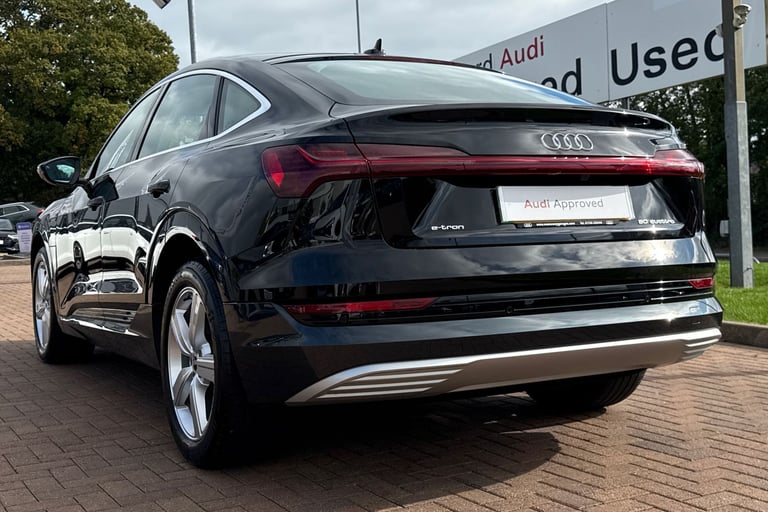 2022 Audi e-tron Sportback Technik 50 quattro 230,00 kW SUV ELECTRIC Automatic