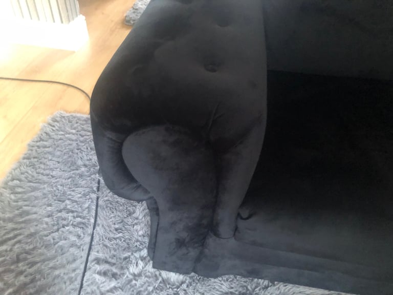 Black Verona corner sofa