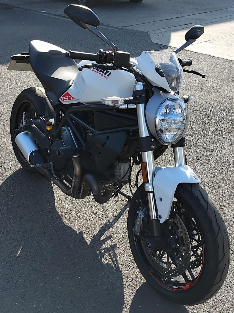 2019 69 DUCATI MONSTER M797 WHITE 10k MILES CLEAN NAKED HPI CLEAR ROADTSER