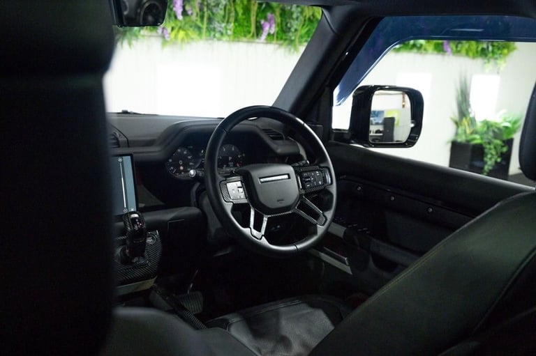 2023 Land Rover Defender 3.0 D300 MHEV X-Dynamic HSE SUV 5dr Diesel Auto 4WD Euro 6 (s/s) (300 ps...