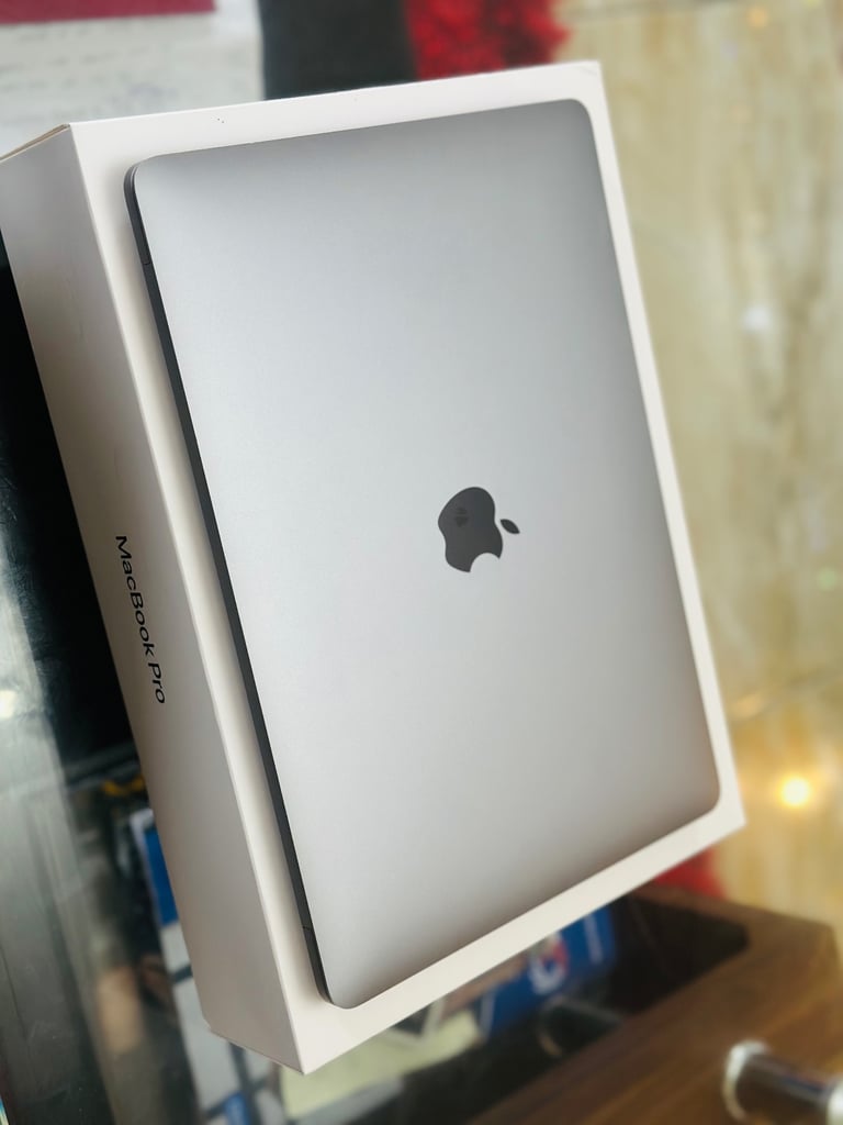 2020 MACBOOK PRO 13 INCH WITH TOUCH BAR & TOUCH ID