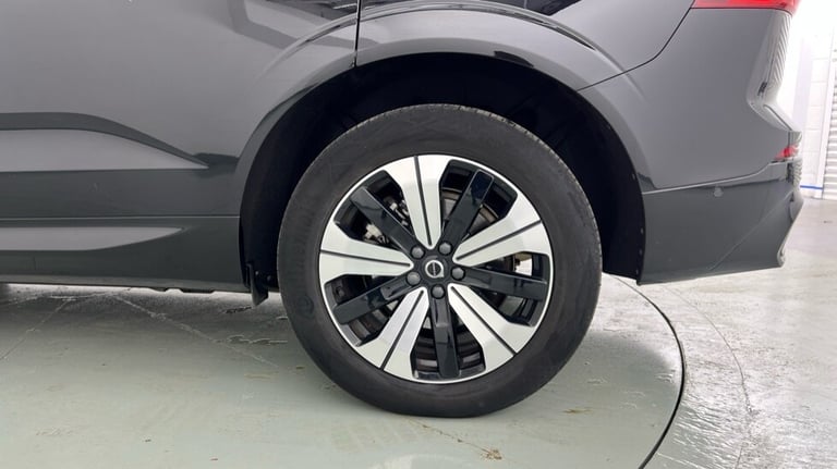2023 Volvo XC60 2.0 T6 [350] RC PHEV Plus Dark 5dr AWD Geartronic ESTATE PETROL/ELECTRIC Automatic