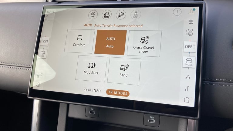 2025 Land Rover Discovery Sport 2.0 D200 Dynamic HSE 5dr Auto [5 Seat] Diesel Station Wagon Stati...