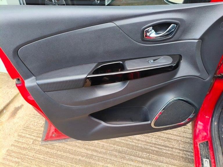 Renault Captur SIGNATURE NAV DCI