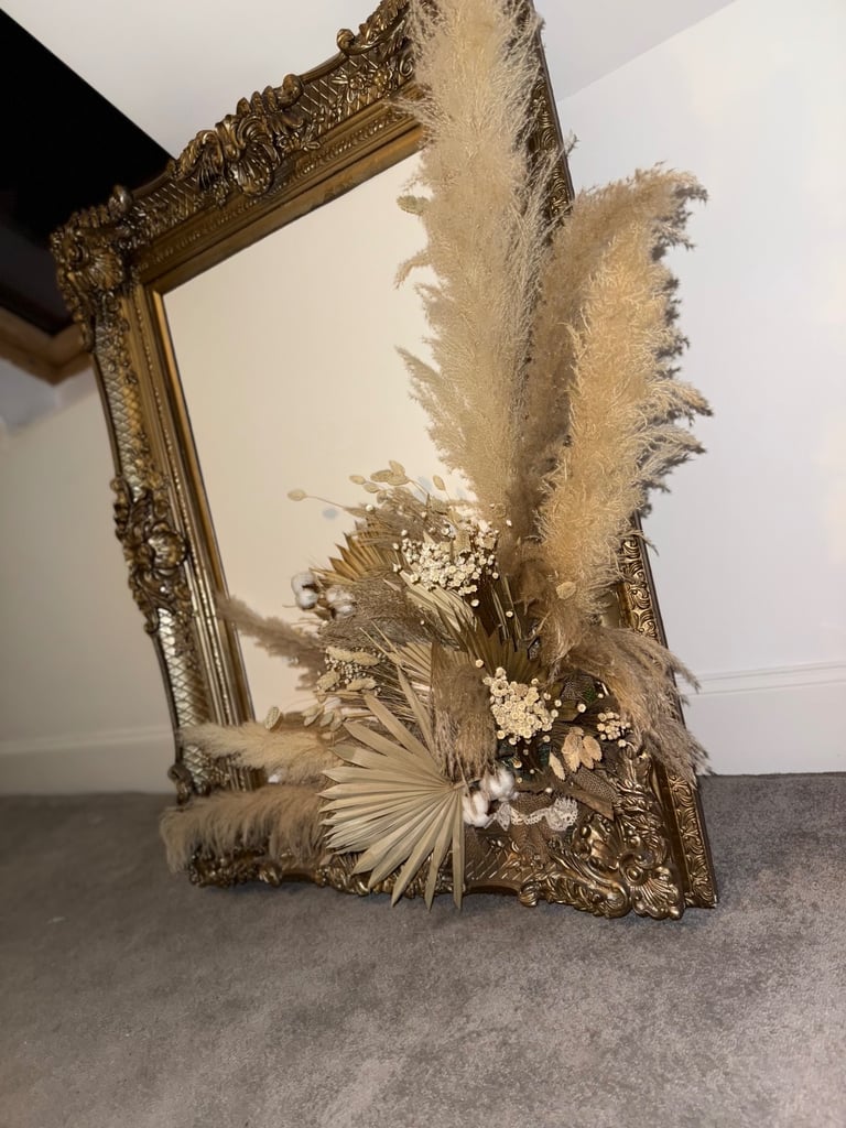 image for Gold mirror frame with dried flower display 
