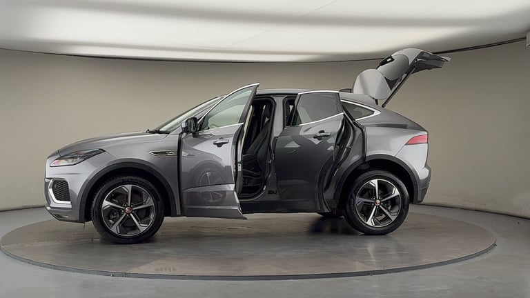2021 Jaguar E-Pace 2.0 D204 MHEV R-Dynamic SE SUV 5dr Diesel Auto AWD Euro 6 (s/s) (204 ps) SUV D...