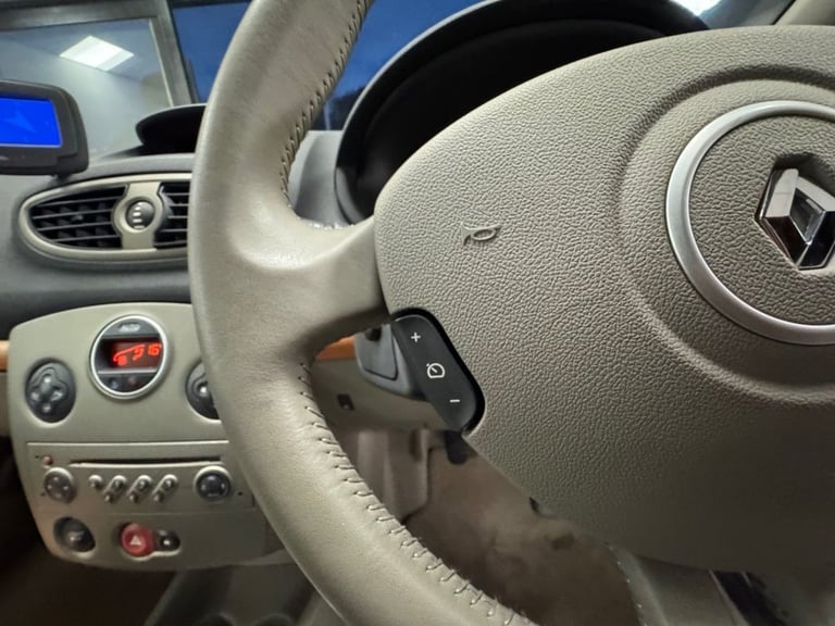 2006 06 RENAULT CLIO 1.6 VVT INITIALE HATCHBACK 5DR PETROL MANUAL (157 G/KM, 111