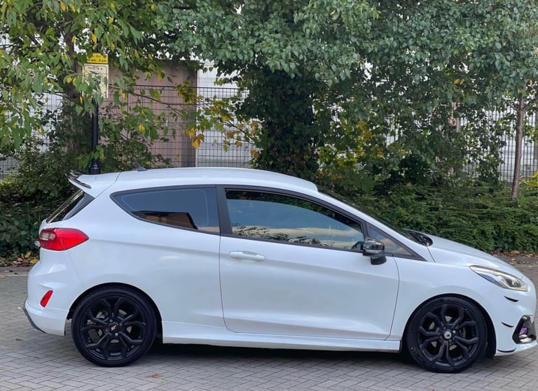 Ford, FIESTA, Hatchback, 2018, Manual, 998 (cc), 3 doors