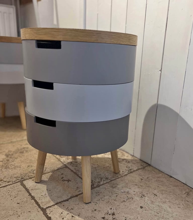 image for 2x Side tables with Storage