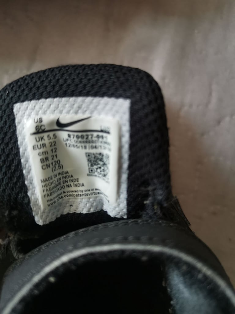 Kids trainers 3 pairs Nike 