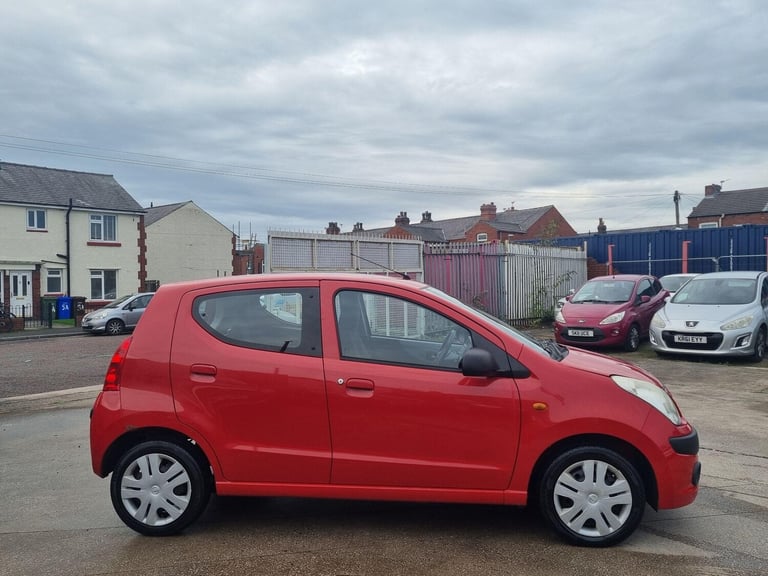 Nissan Pixo 1.0 n-tec Euro 5 5dr Petrol Manual - Image 8